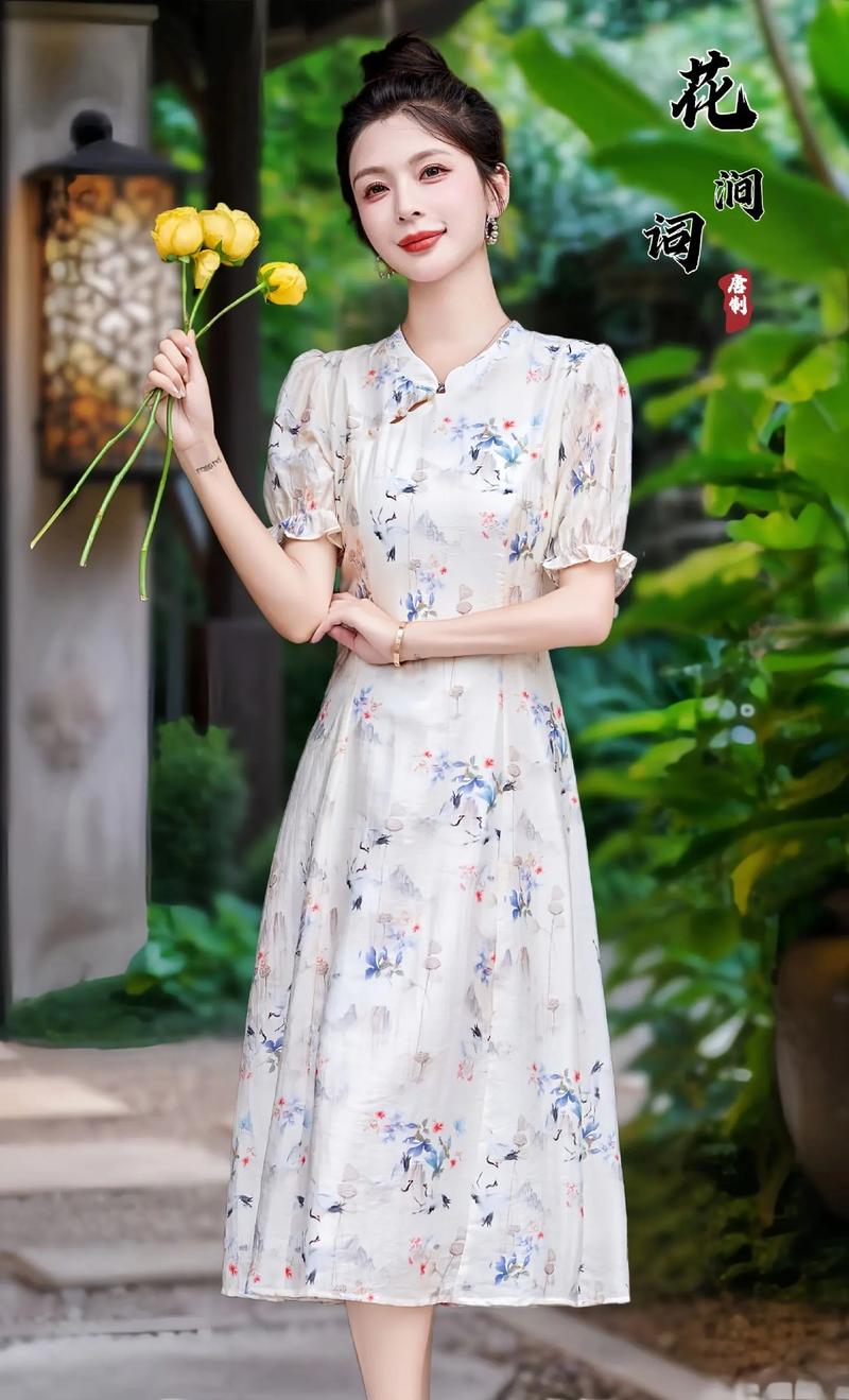旗袍裙风情,中年妈妈装修身款碎花,演绎优雅生活美学 MI家公司推荐 旗袍裙风情,中年妈妈装修身款碎花,演绎优雅生活美学 旗袍裙风情,中年妈妈装修身款碎花,演绎优雅生活美学 MI家公司推荐